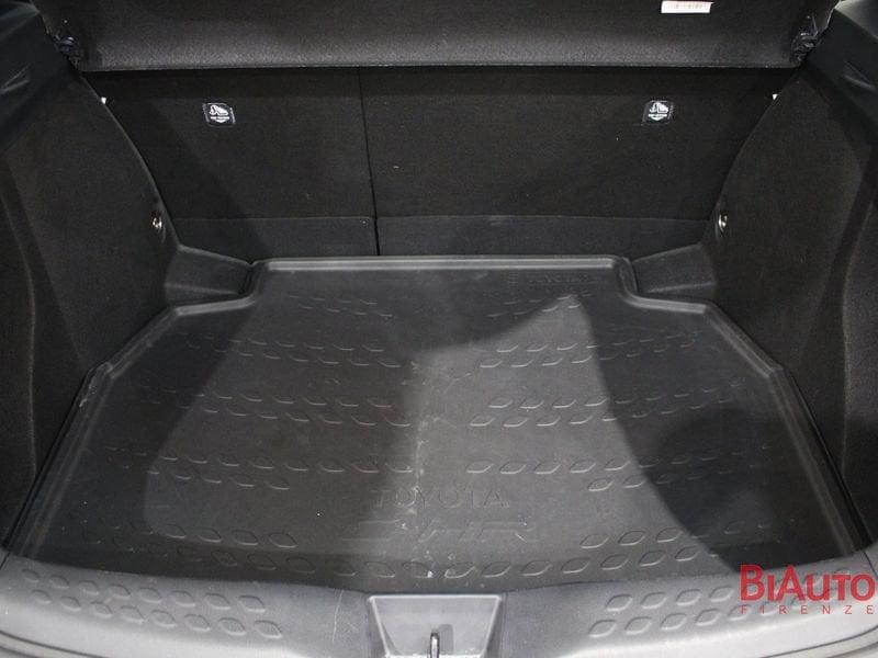 Toyota C-HR C-HR 1.8h Active e-cvt