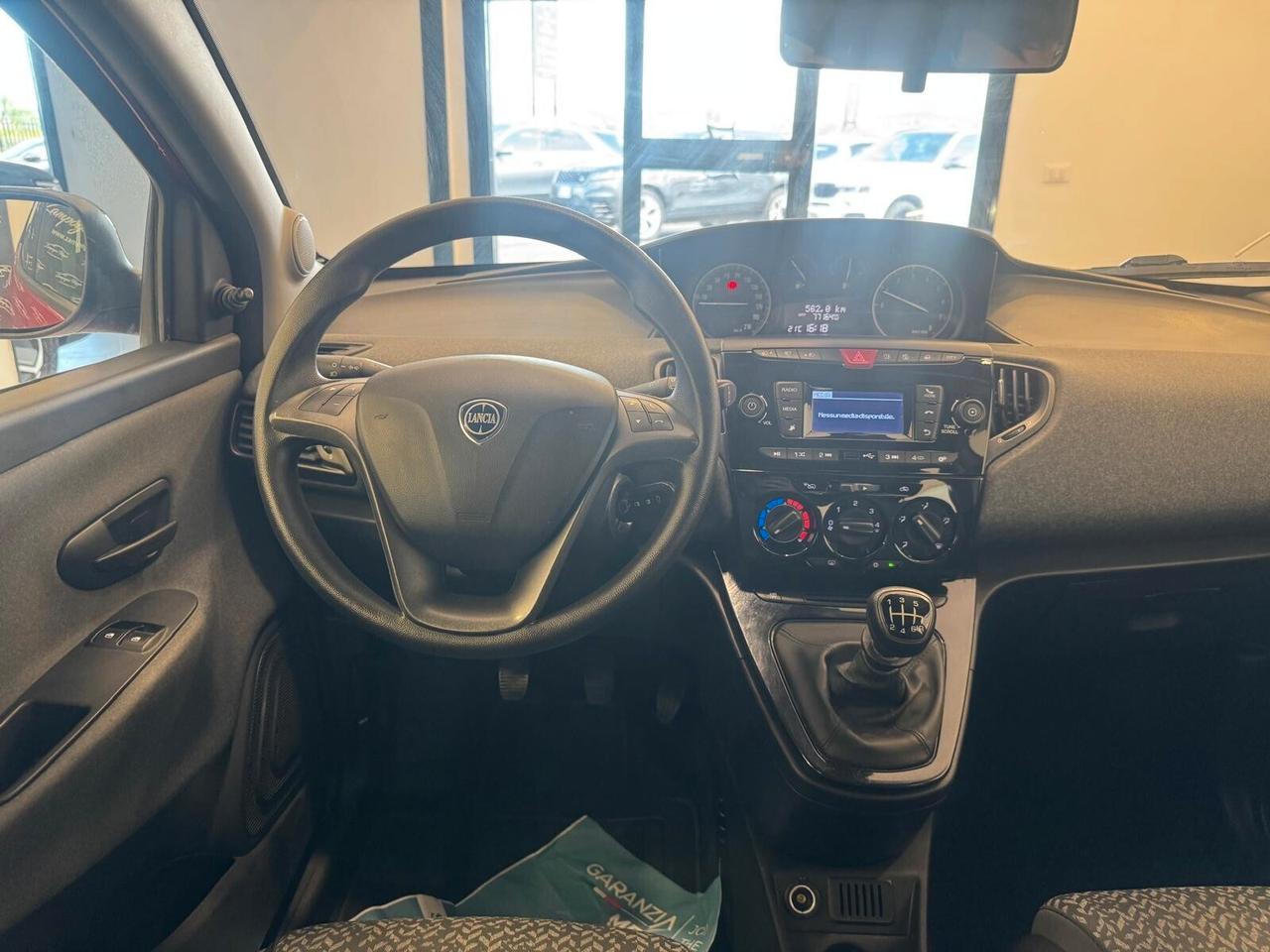 Lancia Ypsilon 1.0 Hybrid Silver 75000km