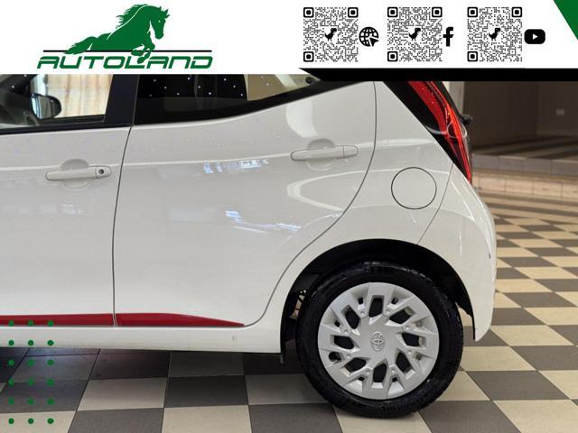 TOYOTA Aygo Connect 1.0 5 porte x-play