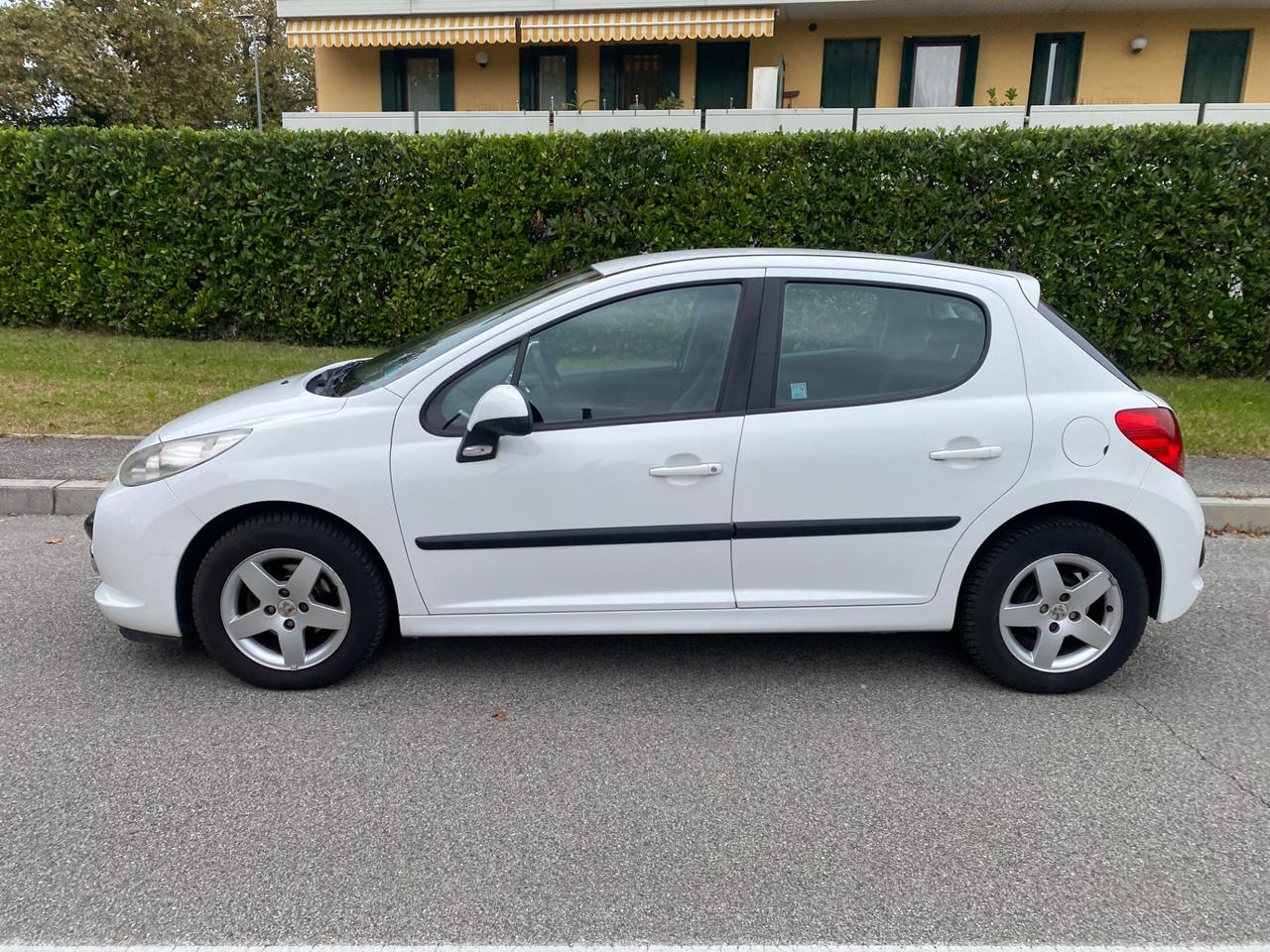 Peugeot 207 1.4 8V 75CV 5p. Energie Sport ECO GPL