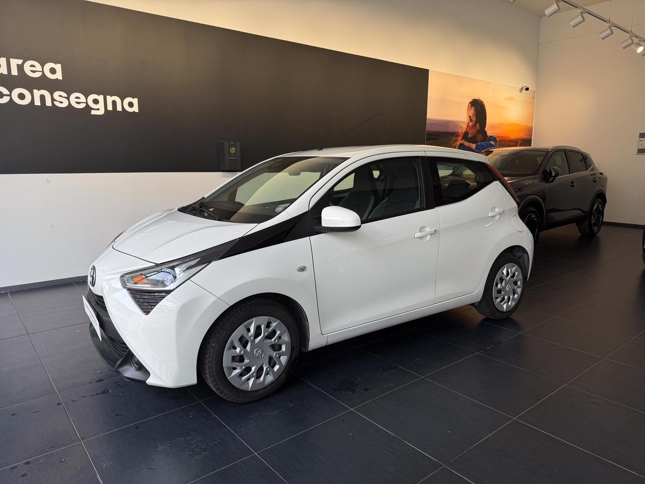 Toyota Aygo 5p 1.0 x-cool 72cv
