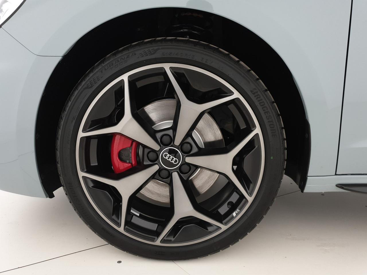 Sportback 40TFSI 207CV S tronic Identity Black