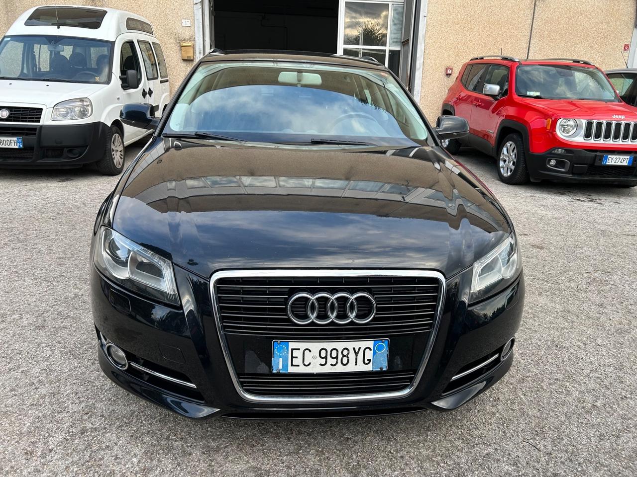 Audi A3 SPB 1.6 TDI 105 CV CR Ambiente Euro5