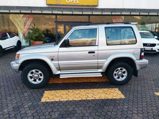 Mitsubishi Pajero Pajero Metal Top 2.5 tdi GLS