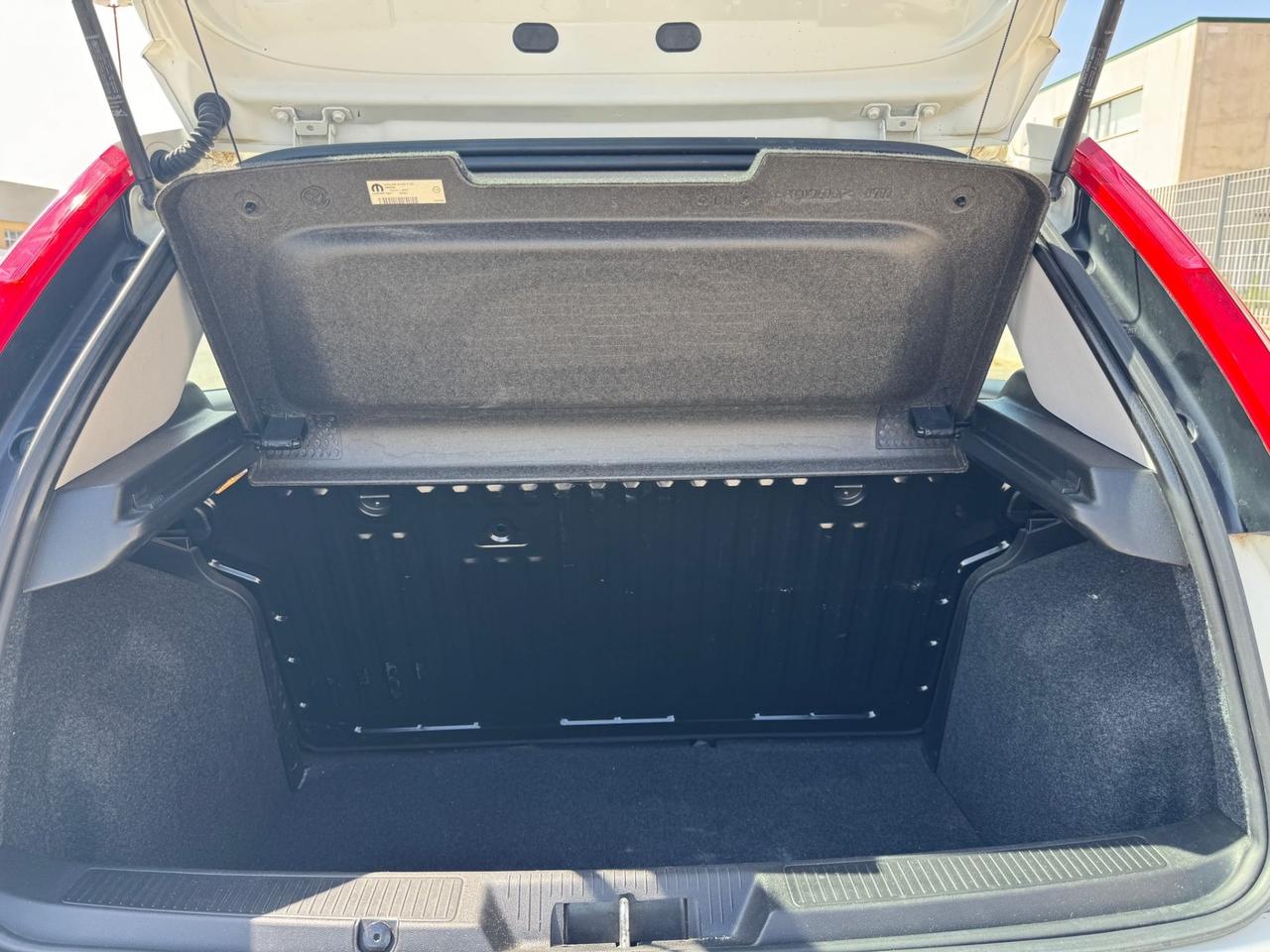 Fiat Punto 1.3 MJT 4p AUTOCARRO Van 4 posti