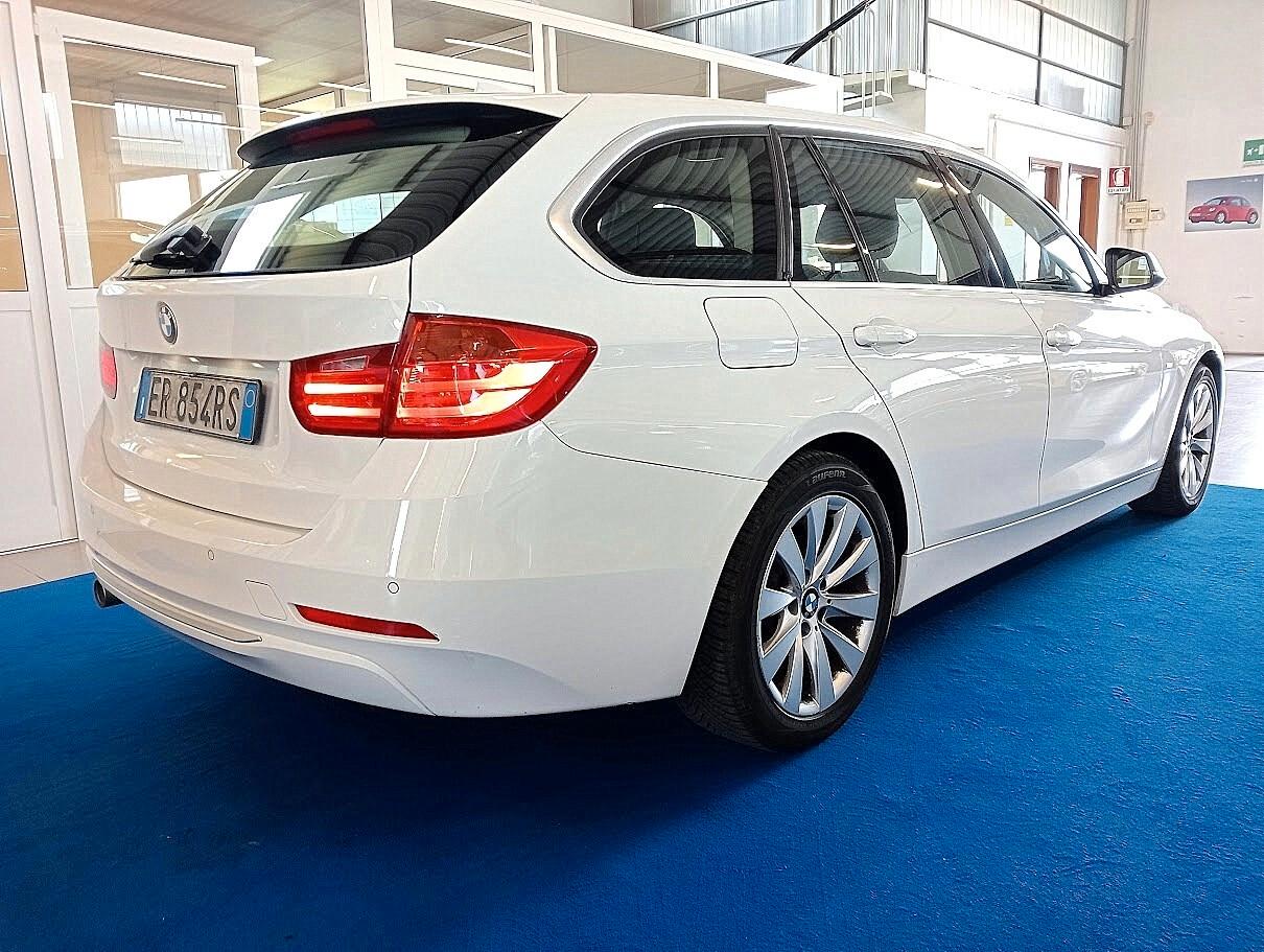 BMW 318 D Touring MODERN MANUALE LED 17" NAVI
