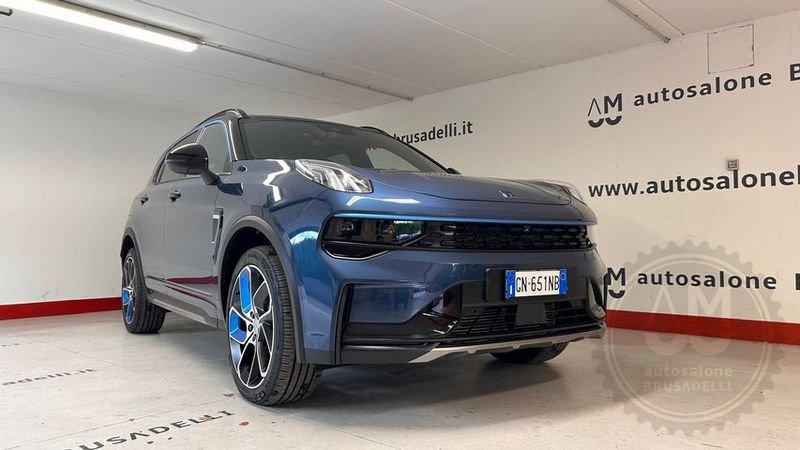 Lynk & Co 01 01 PHEV