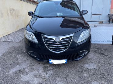 Lancia Ypsilon 1.2 69 CV 5 porte -12 MESI GARANZIA