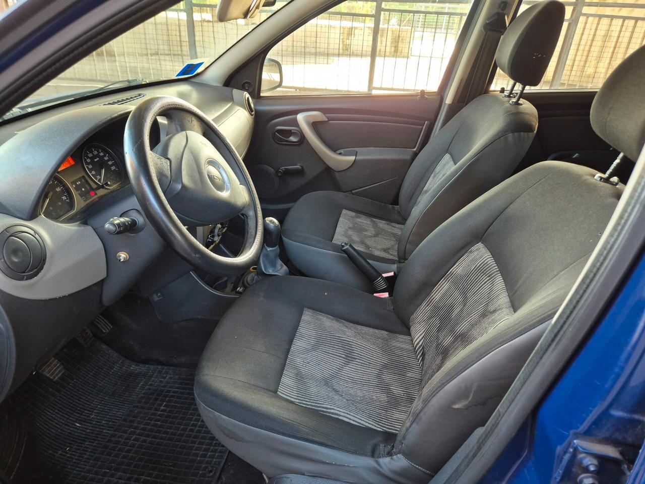 DACIA SANDERO 1.4 GPL TAGLIANDATA DI TUTTO 2010