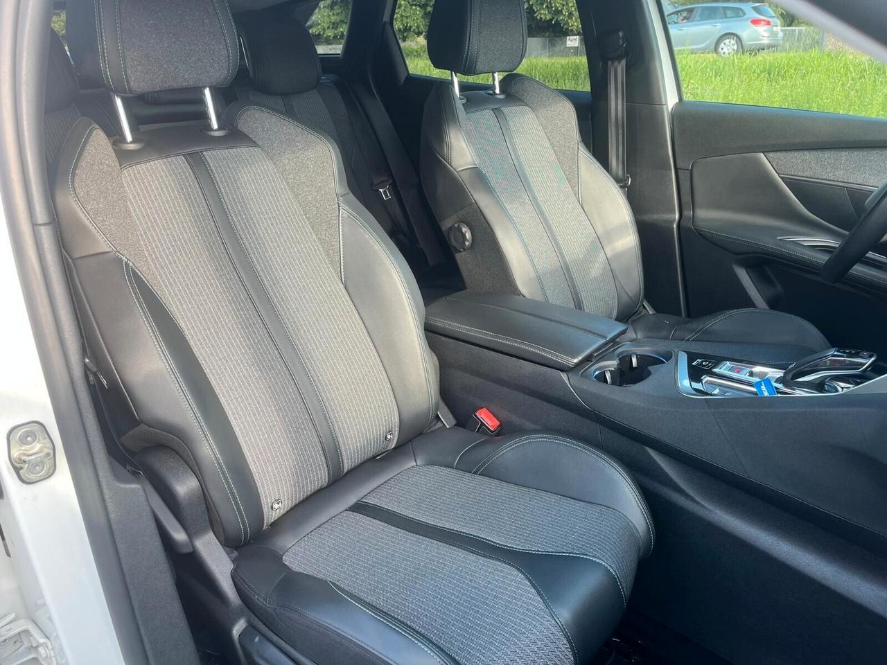 Peugeot 3008 BlueHDi 130 S&S Allure
