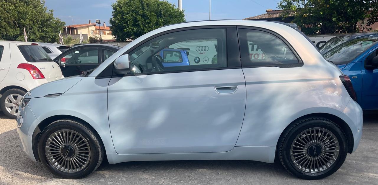 Fiat 500 Cabrio Icon+