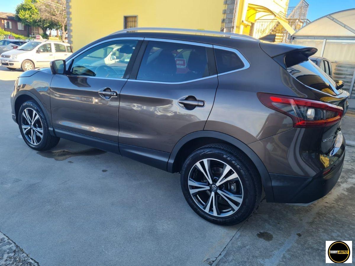 NISSAN Qashqai 1.5 dCi N-Connecta