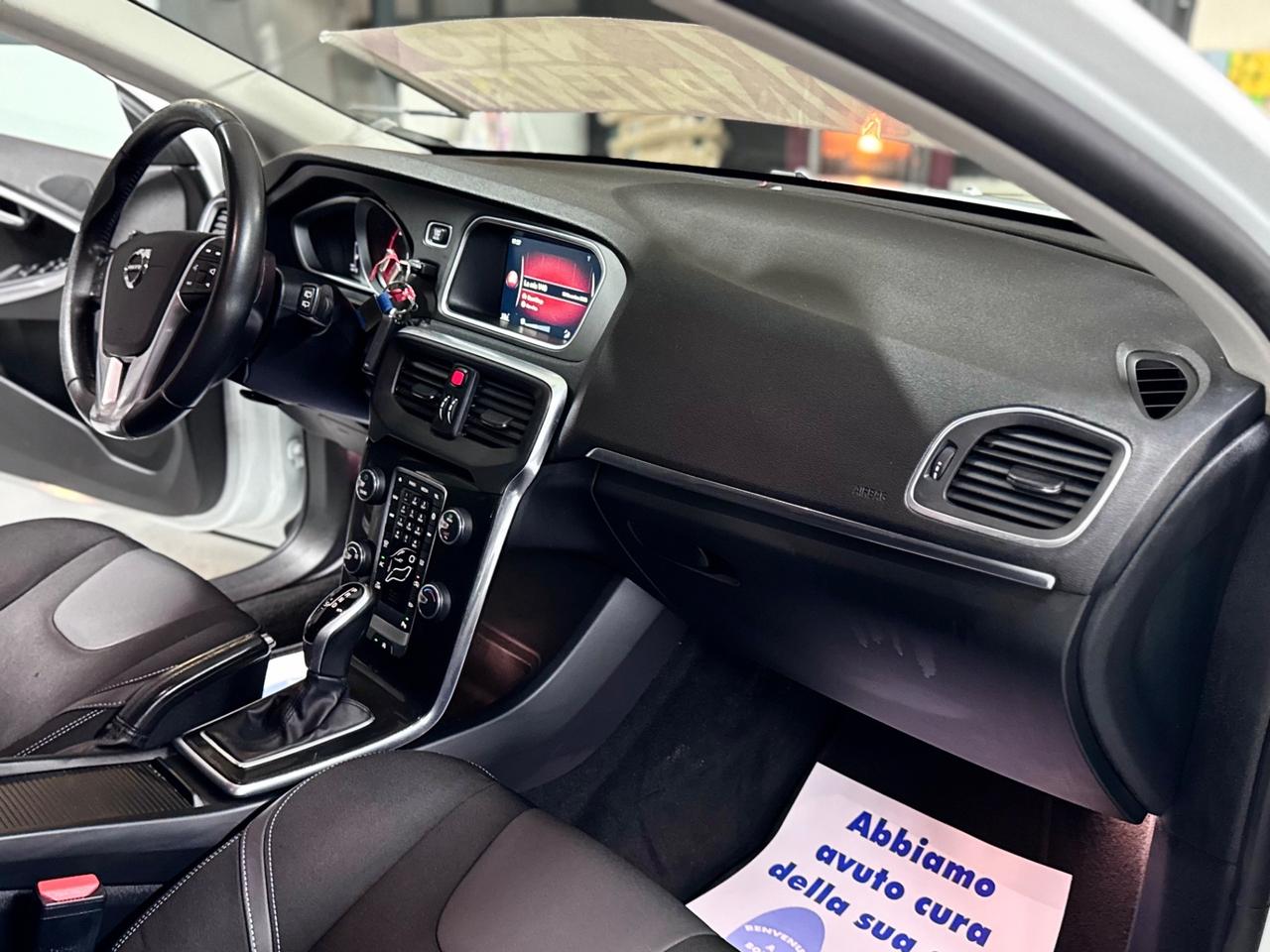 Volvo V40 R 2.0 Diesel 110cv Auto 2016 Euro 6b