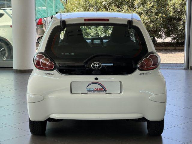 TOYOTA Aygo 1.0 12V VVT-i 5 porte Lounge Connect