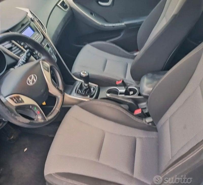 Hyundai i30 i30 5p 1.6 crdi Comfort 110cv