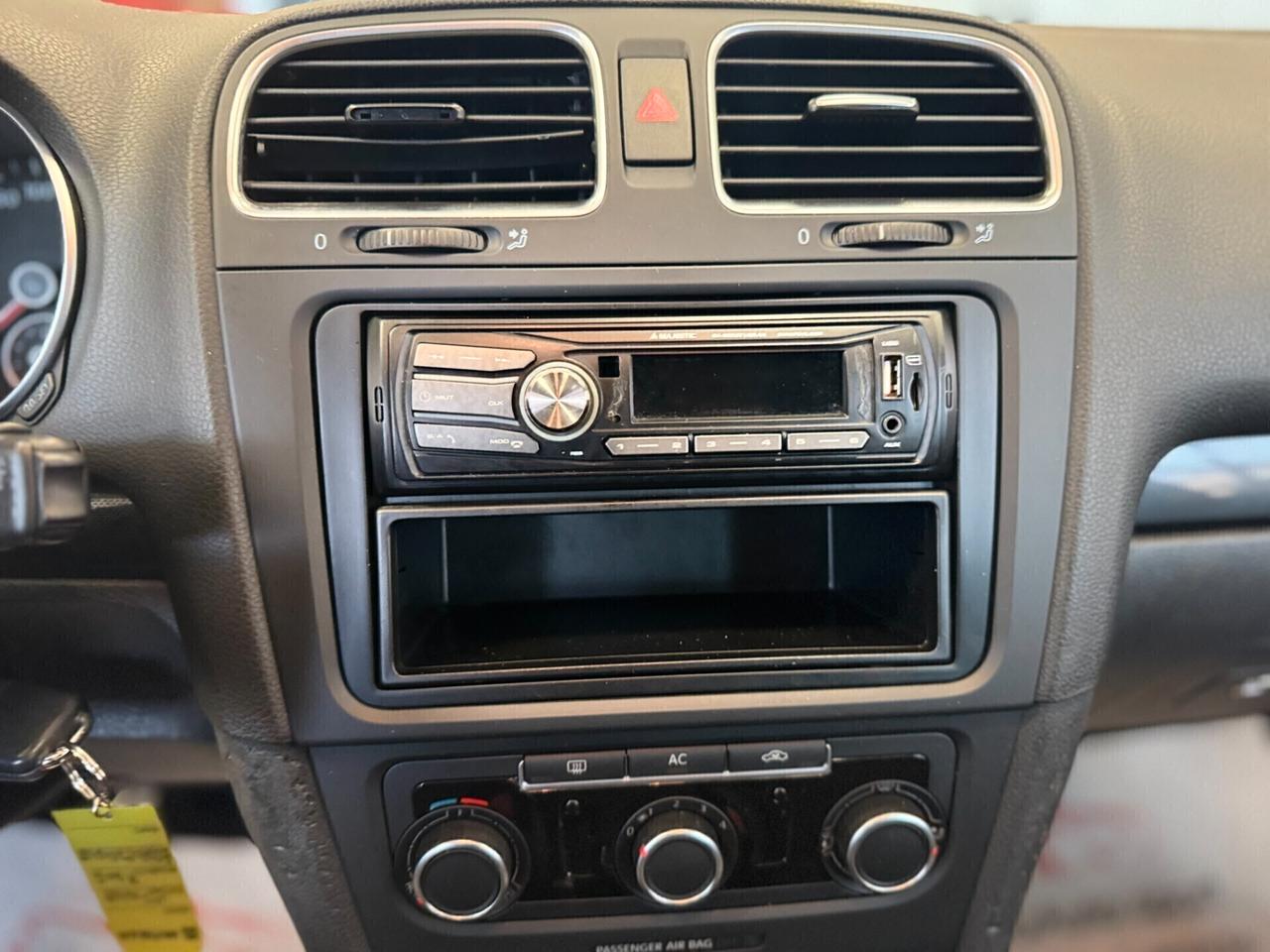 Volkswagen Golf 1.6 TDI 5p.