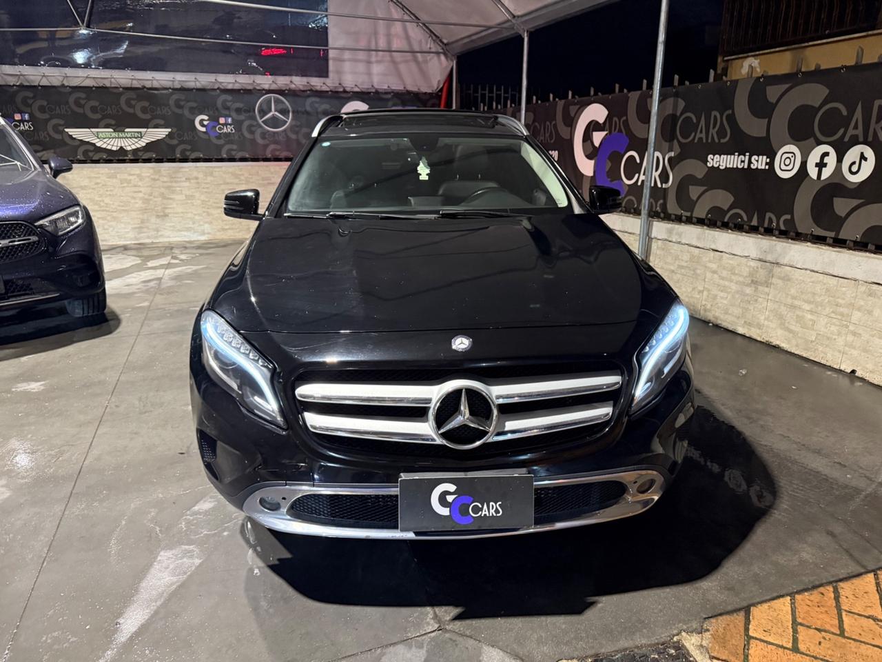 Mercedes GLA 200 d Automatic 4Matic Sport TETTO