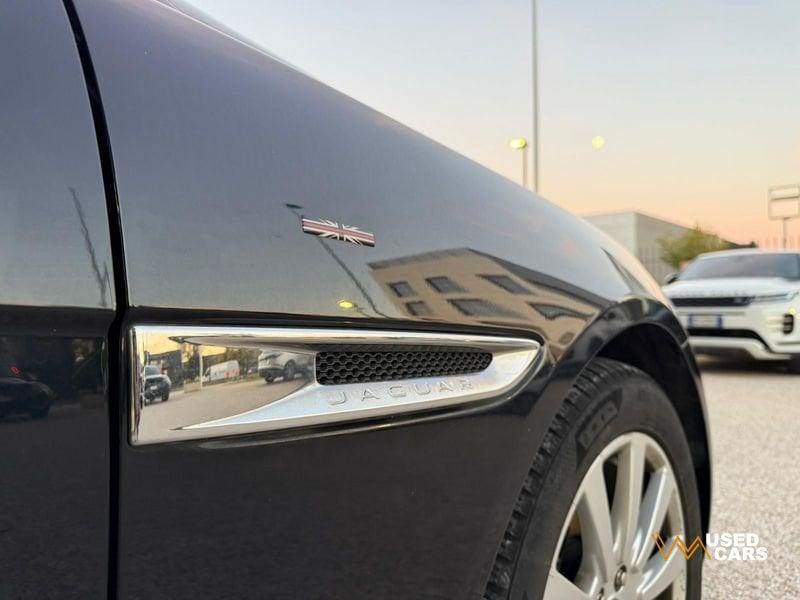 Jaguar XE XE 2.0 D 180 CV AWD aut.