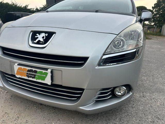 PEUGEOT 5008 7 posti ! 1.6 HDi 110CV Tecno