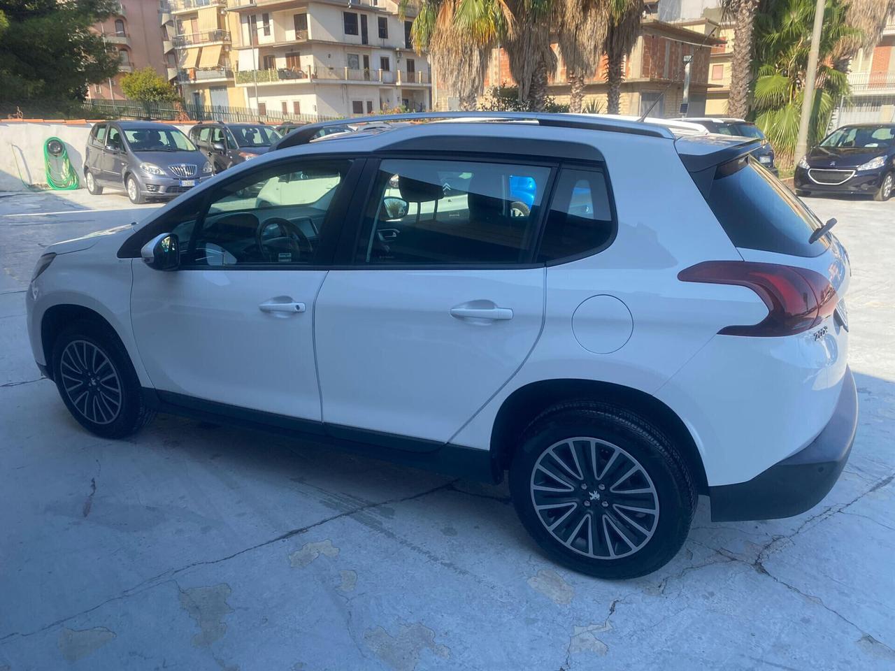 Peugeot 2008 BlueHDi 100 GT Line