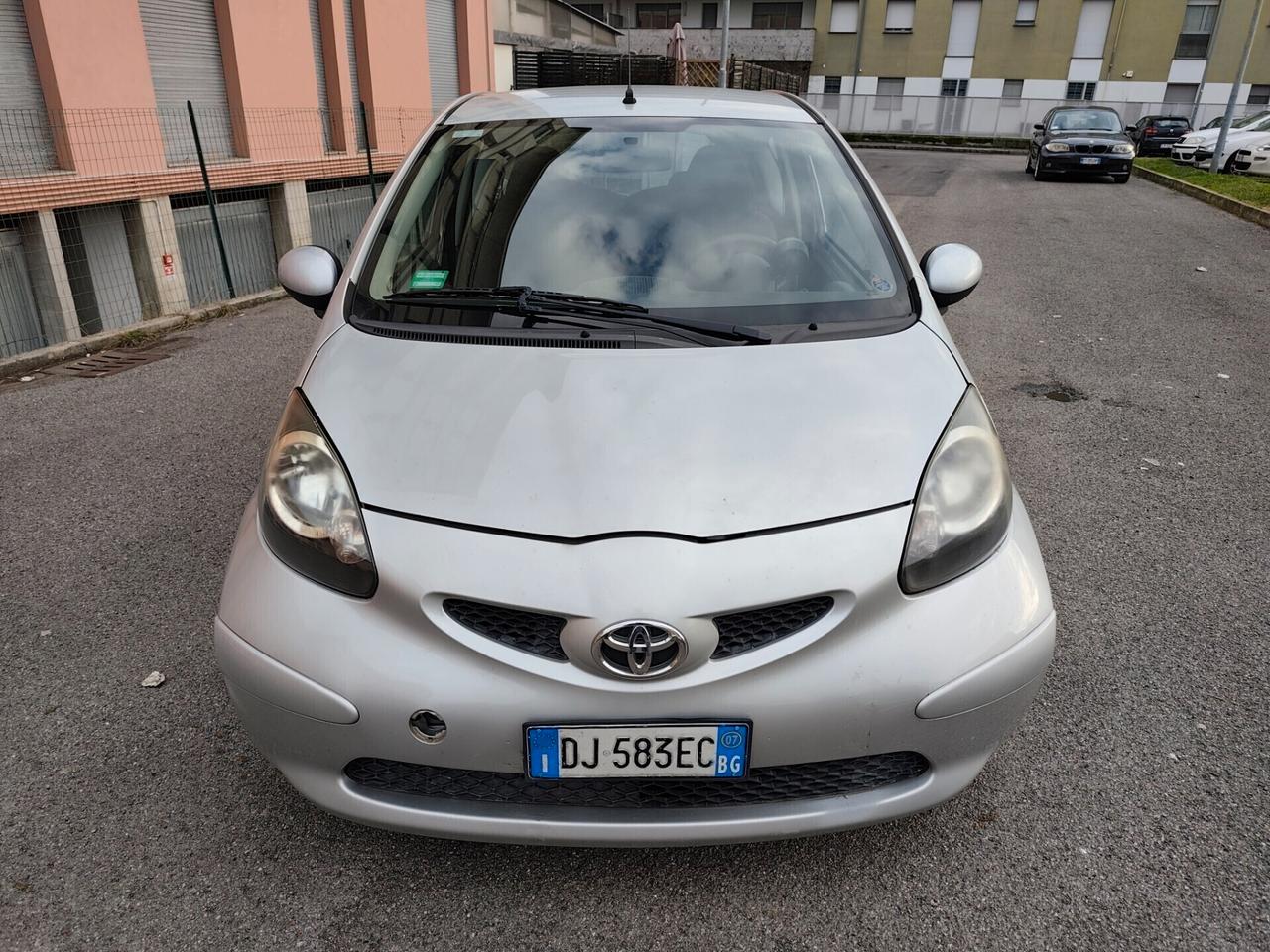 Toyota Aygo 1.0 Benz euro 4 neopatentati