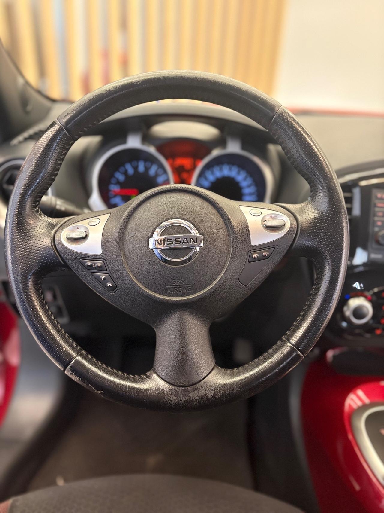 NISSAN JUKE 1.6 TEKNA CAMBIO AUTOM NEOPATENTATI UNIPRO