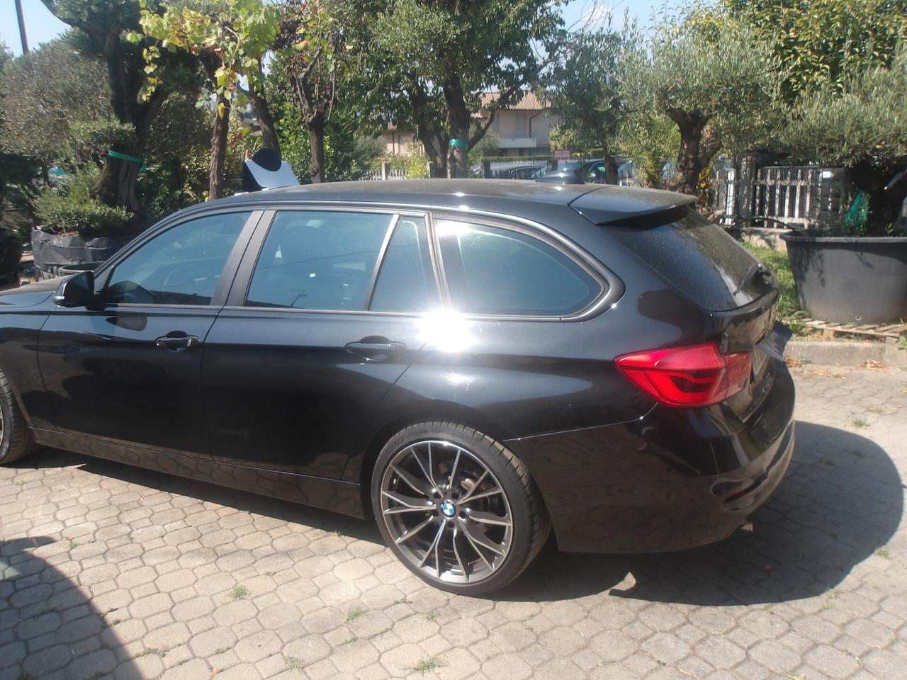 Bmw 318 318d Touring Business Advantage aut.