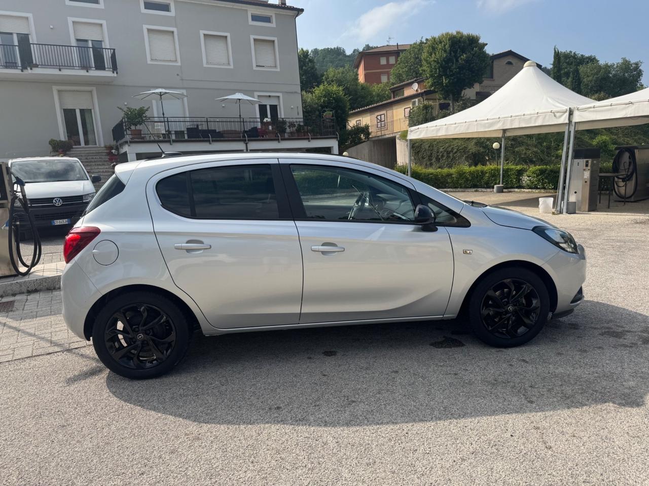 Opel Corsa 1.4 90CV GPL Tech Black Edition