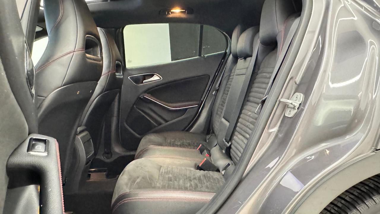 Mercedes-benz GLA 220 Premium Amg TETTO APRIBILE