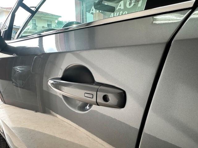 Nissan Qashqai 11/25 MHEV 140 CV N-Connecta KM0