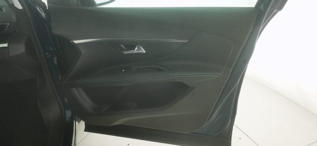 PEUGEOT 5008 BlueHDi 130 S&S Allure