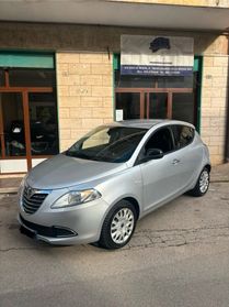 Lancia Ypsilon 1.2 69 CV 5 porte GPL Ecochic Silver