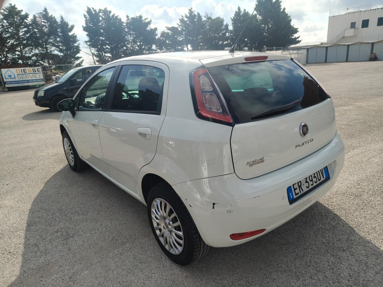 Fiat Punto 1.4 8V 5 porte Natural Power Street