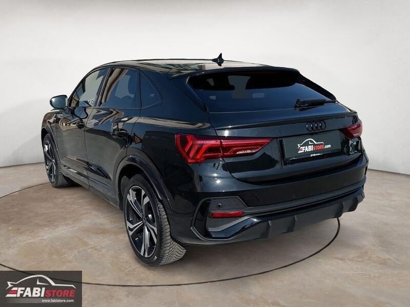 Audi Q3 SportBack 35 TFSI S-Tronic S-Line Identity Black - PARI AL NUOVO