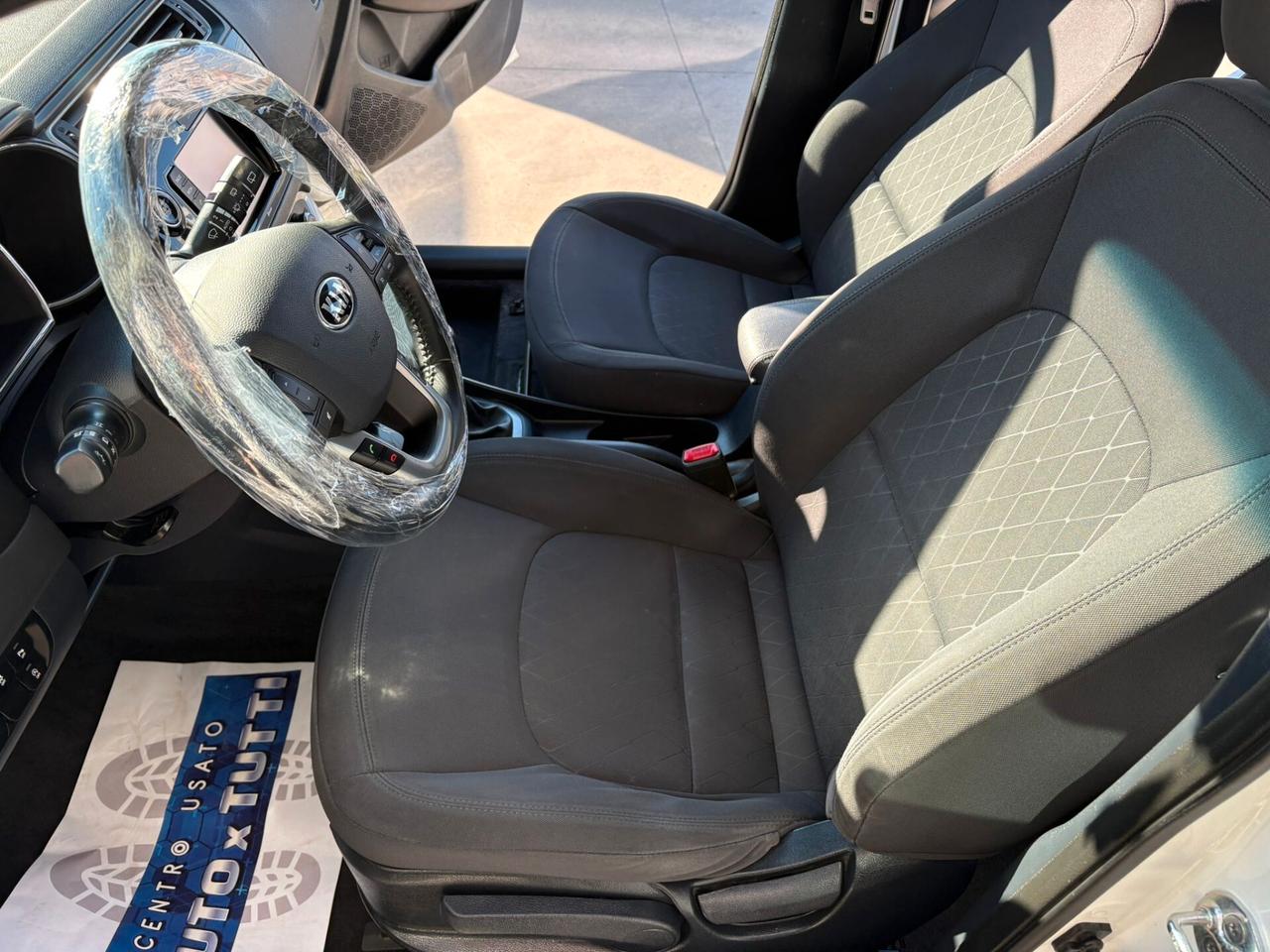 Kia Rio 1.4 CRDi 5p. Cool Collection