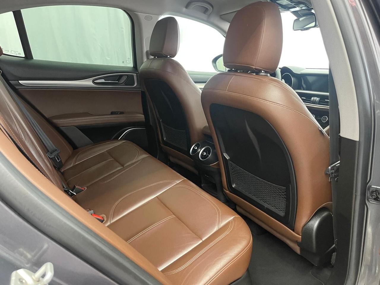 Alfa Romeo Stelvio Q4 210CV VELOCE AT8