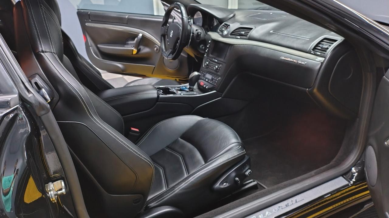 Maserati GranTurismo 4.7 V8 Sport 460cv