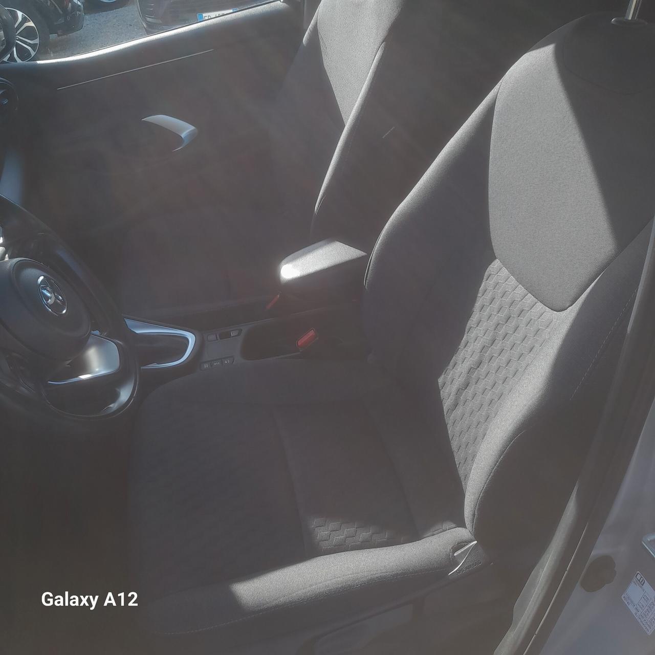 Toyota Yaris 1.5 Hybrid 5 porte Lounge