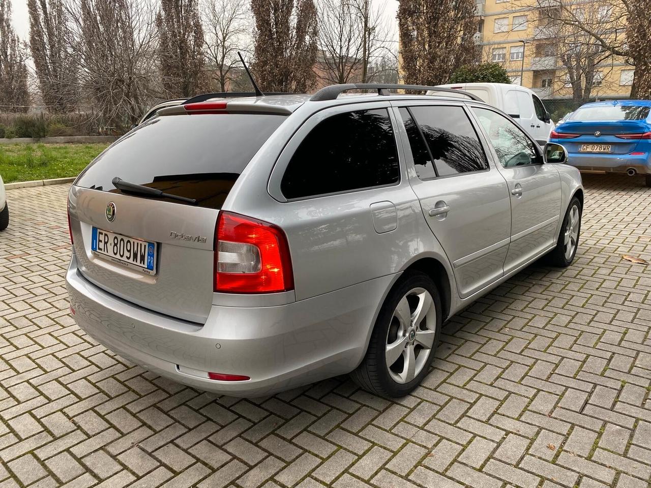 Skoda Octavia 2.0 TDI CR F.AP. DSG Wagon