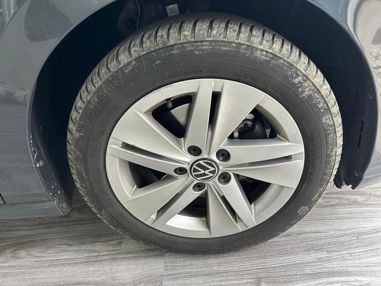 Volkswagen Golf 1.0 eTSI EVO DSG Life