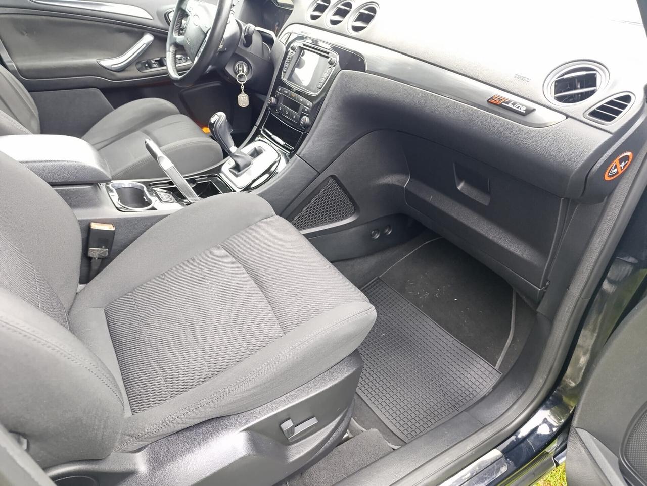 Ford S-Max 2.0 TDCi 140CV Powershift 7 posti Business Nav