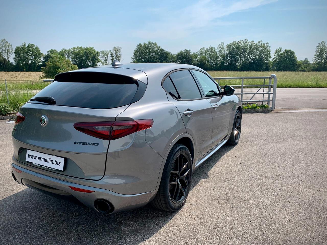 Alfa Romeo Stelvio 2.2 Turbodiesel 210 CV AT8 Q4 Veloce