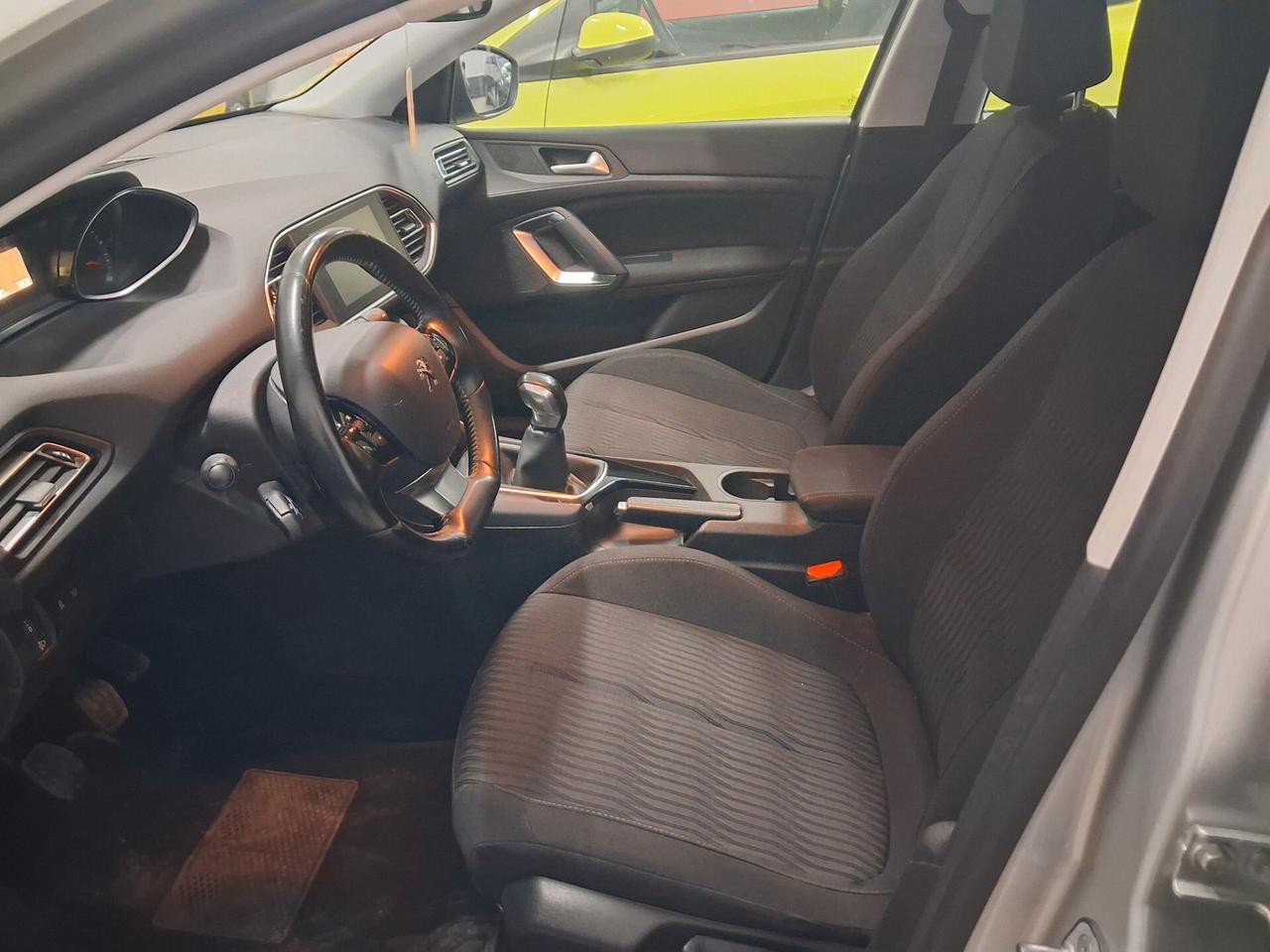 Peugeot 308 1.6 HDi unico prop 2016. 110.000km