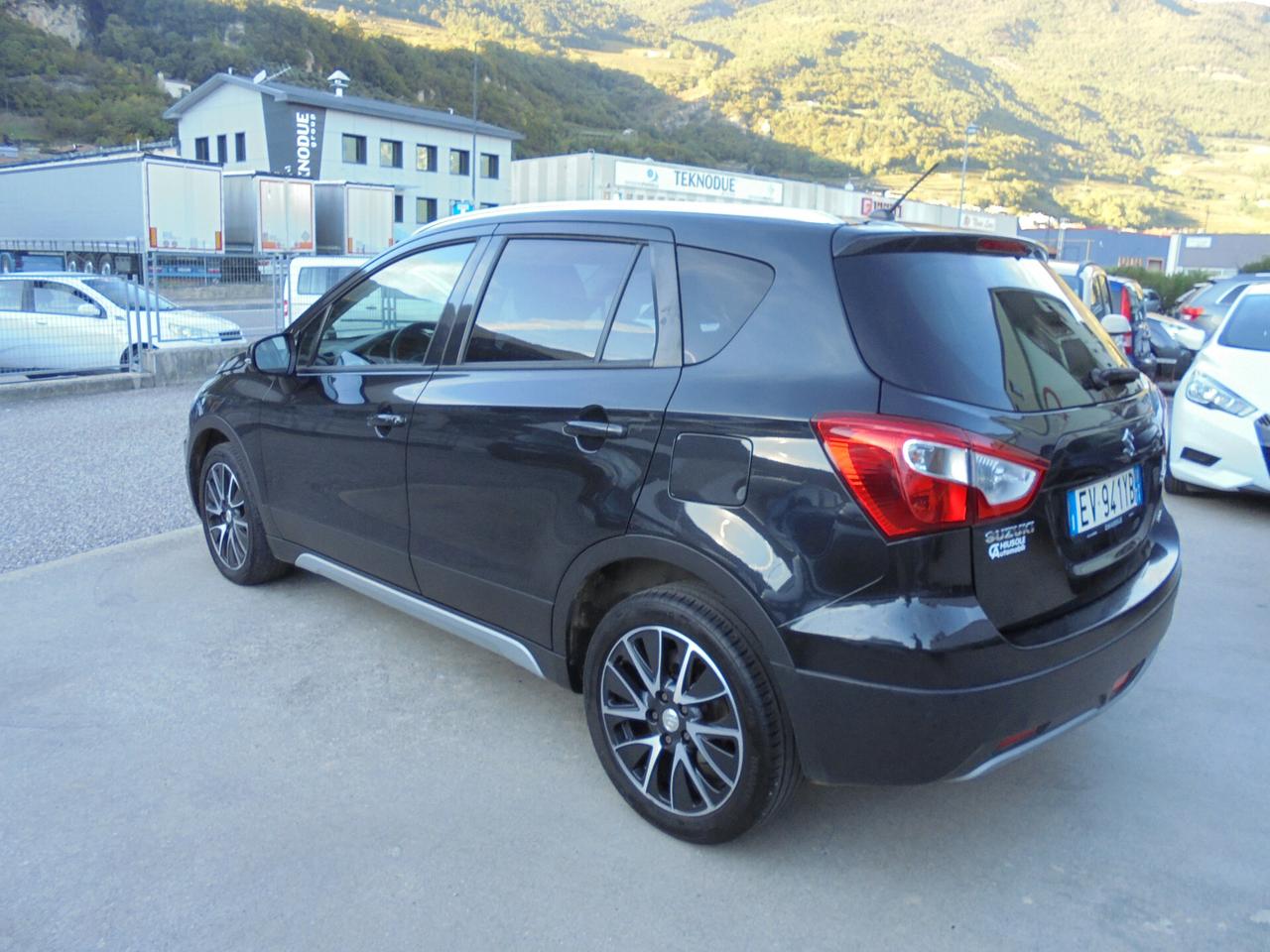 Suzuki S-Cross 1.6 DDiS Start&Stop 4WD All Grip Top