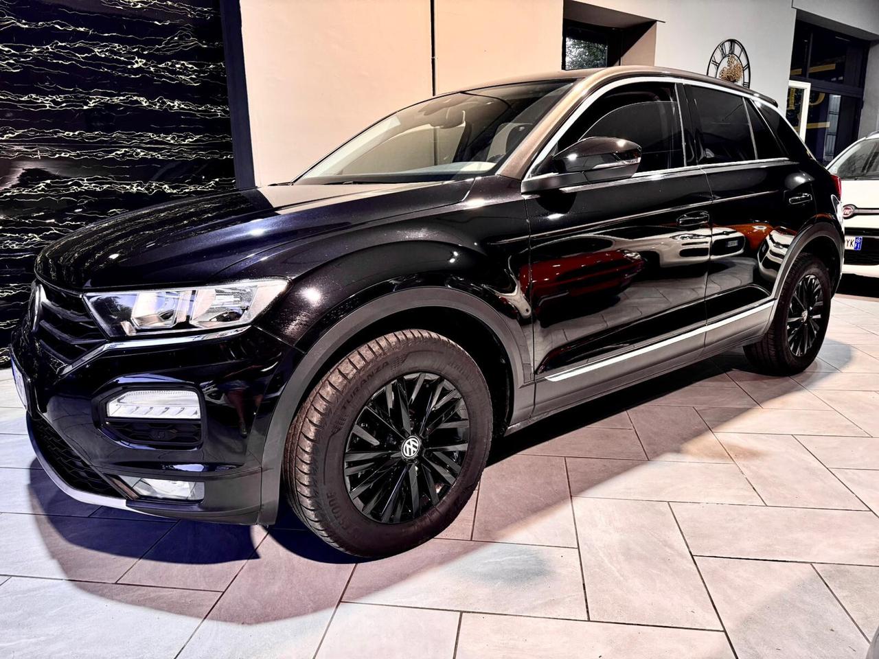 Volkswagen T-Roc CAMBIO AUTOM. 80MILA KM CERTIFICATI