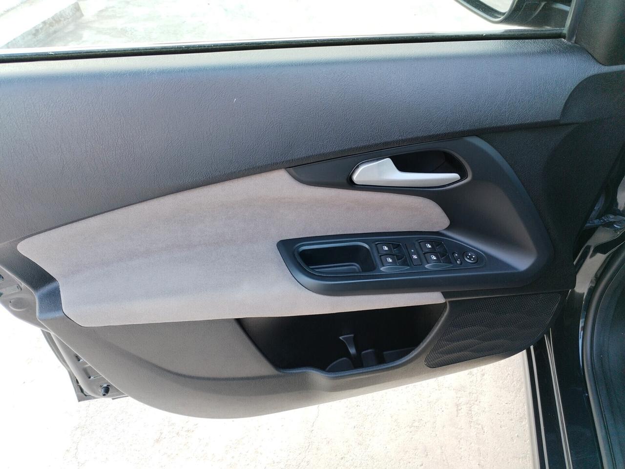 Fiat Tipo 1.6 Mjt LOUNGE GANCIO TRAINO