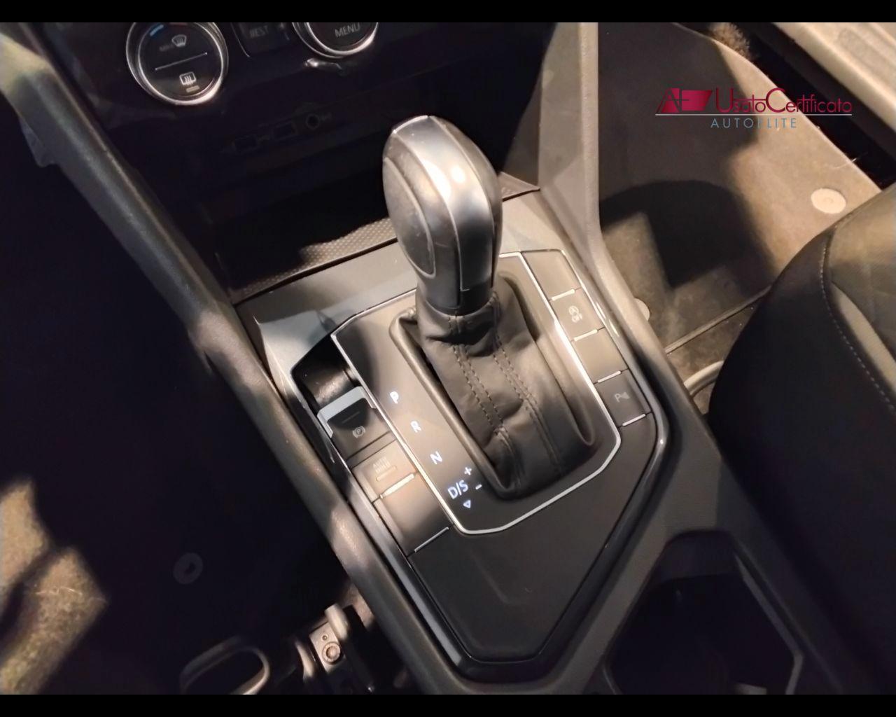 VOLKSWAGEN Tiguan 2.0 TDI SCR DSG Business BlueMotion Technology