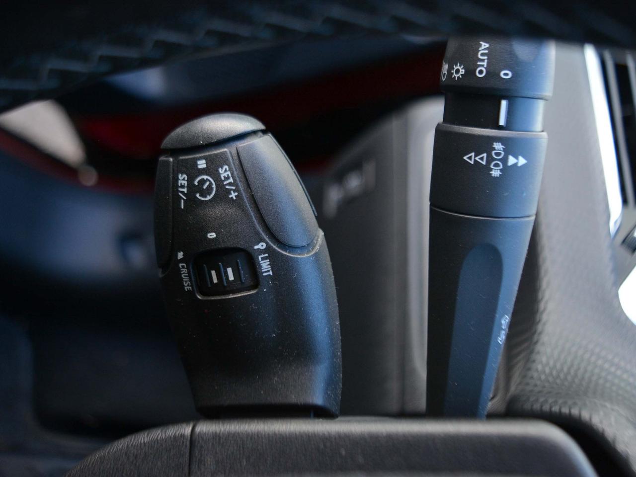 Peugeot 2008 1.2 puretech turbo allure eat6 s&s