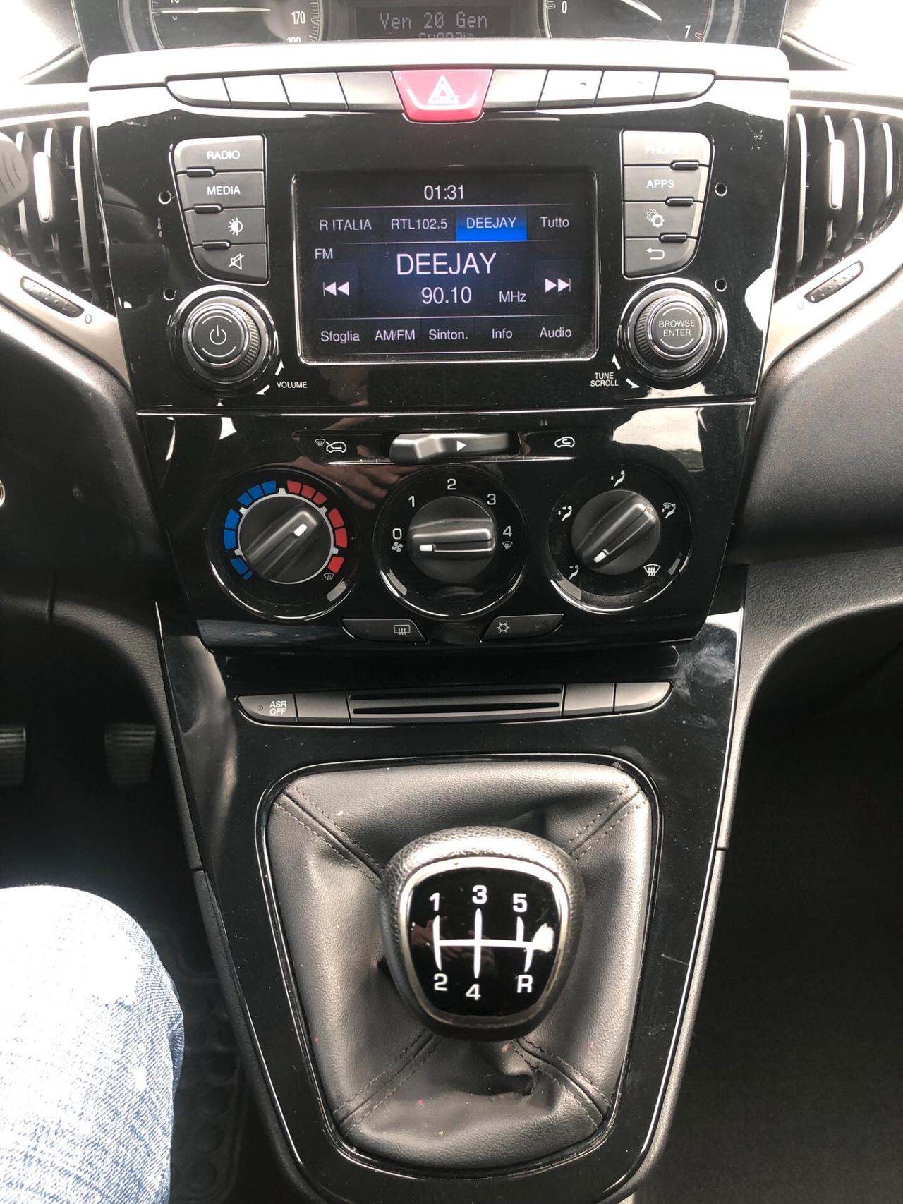 Lancia Ypsilon 1.2 69 CV 5 porte Elefantino Blu
