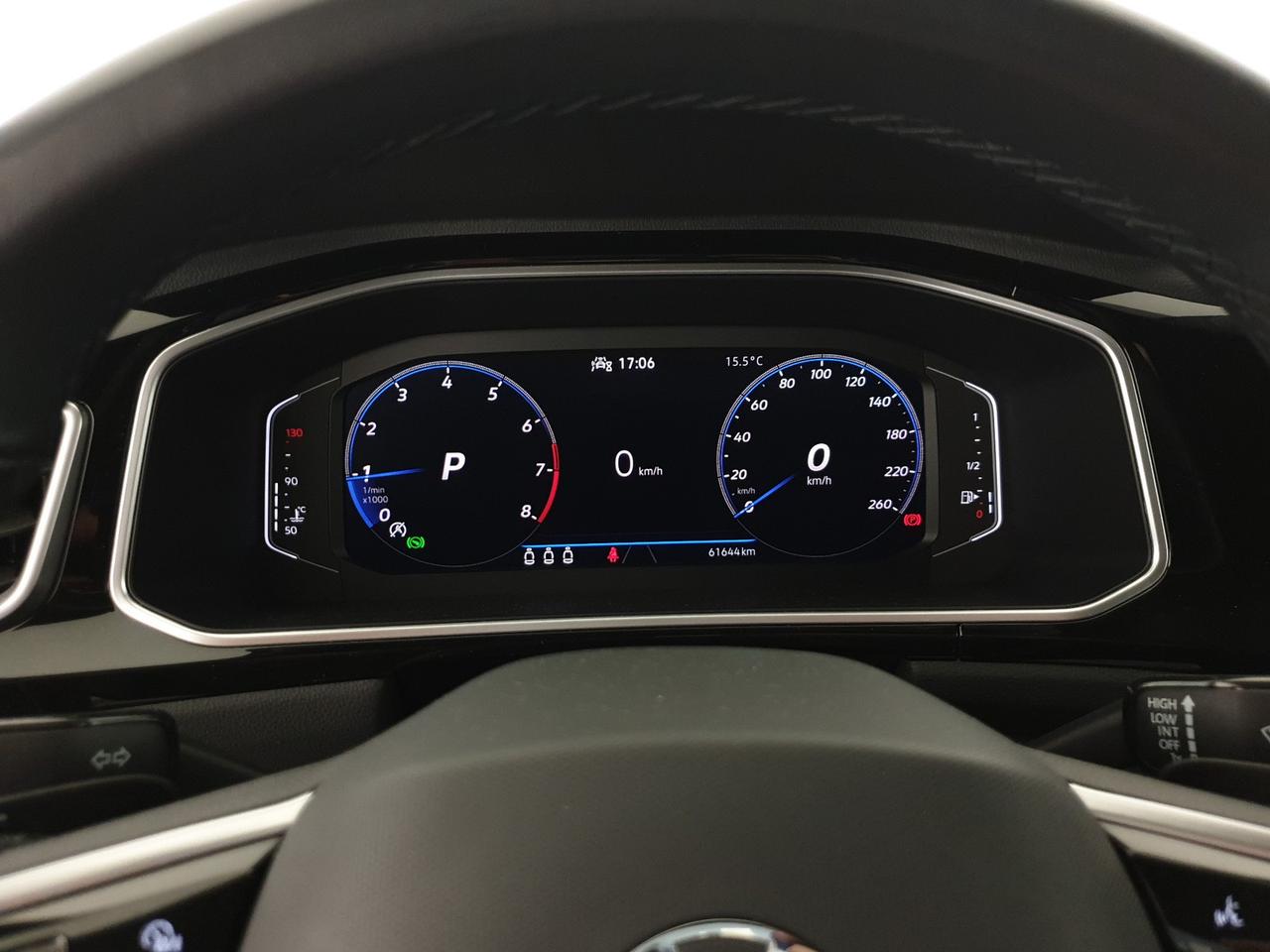 Volkswagen T-Roc 1.5 tsi r-line dsg